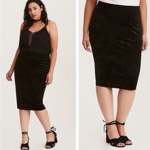 Torrid | Black Crushed Velvet Pencil Skirt